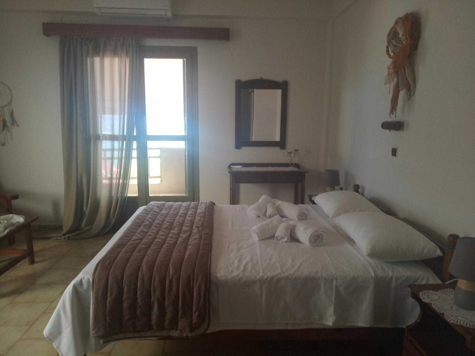 Buganvilla Sea View Apts Agia Pelagia Zewnętrze zdjęcie